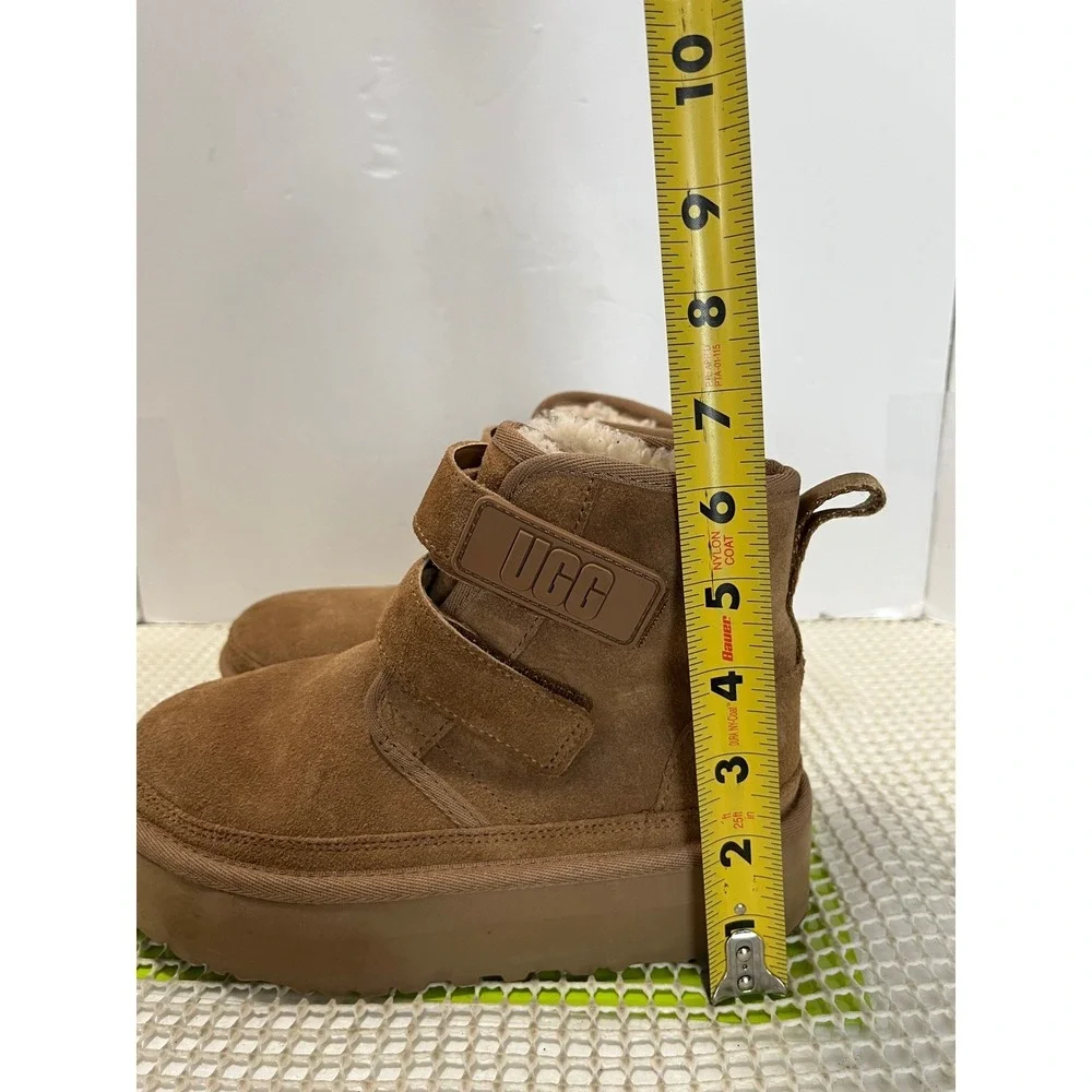 UGG Neumel Platform Chestnut Suede Shearling Boots Kids Size 2 light‎ stn good